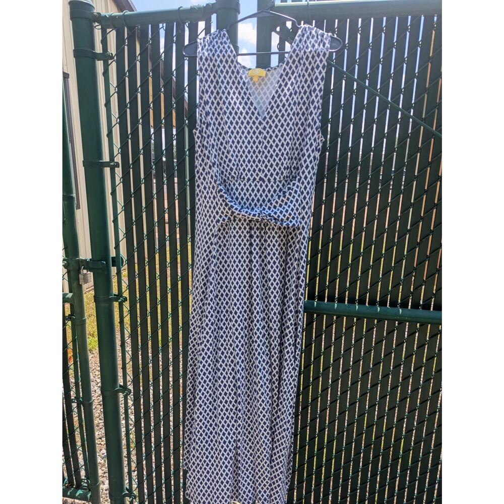 Pretty white & blue diamond cotton knit sleeveless high low dress by Liz Lange
